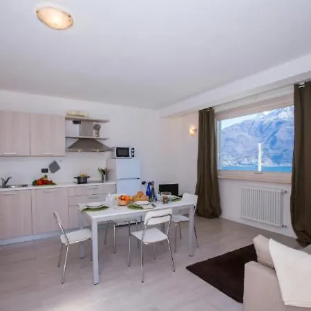 Sleeps 4 Pool * Pianello Del Lario