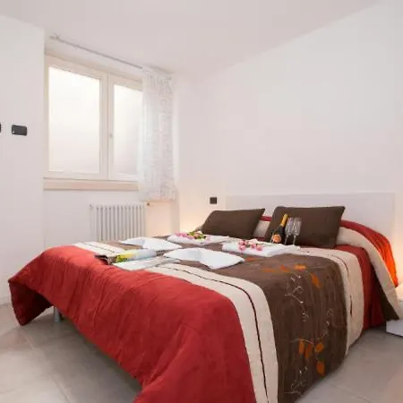 Apartamento Sleeps 4 Pool