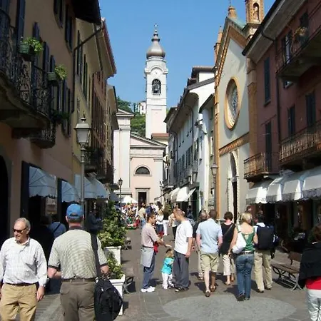 Sleeps 4 Pool Pianello Del Lario